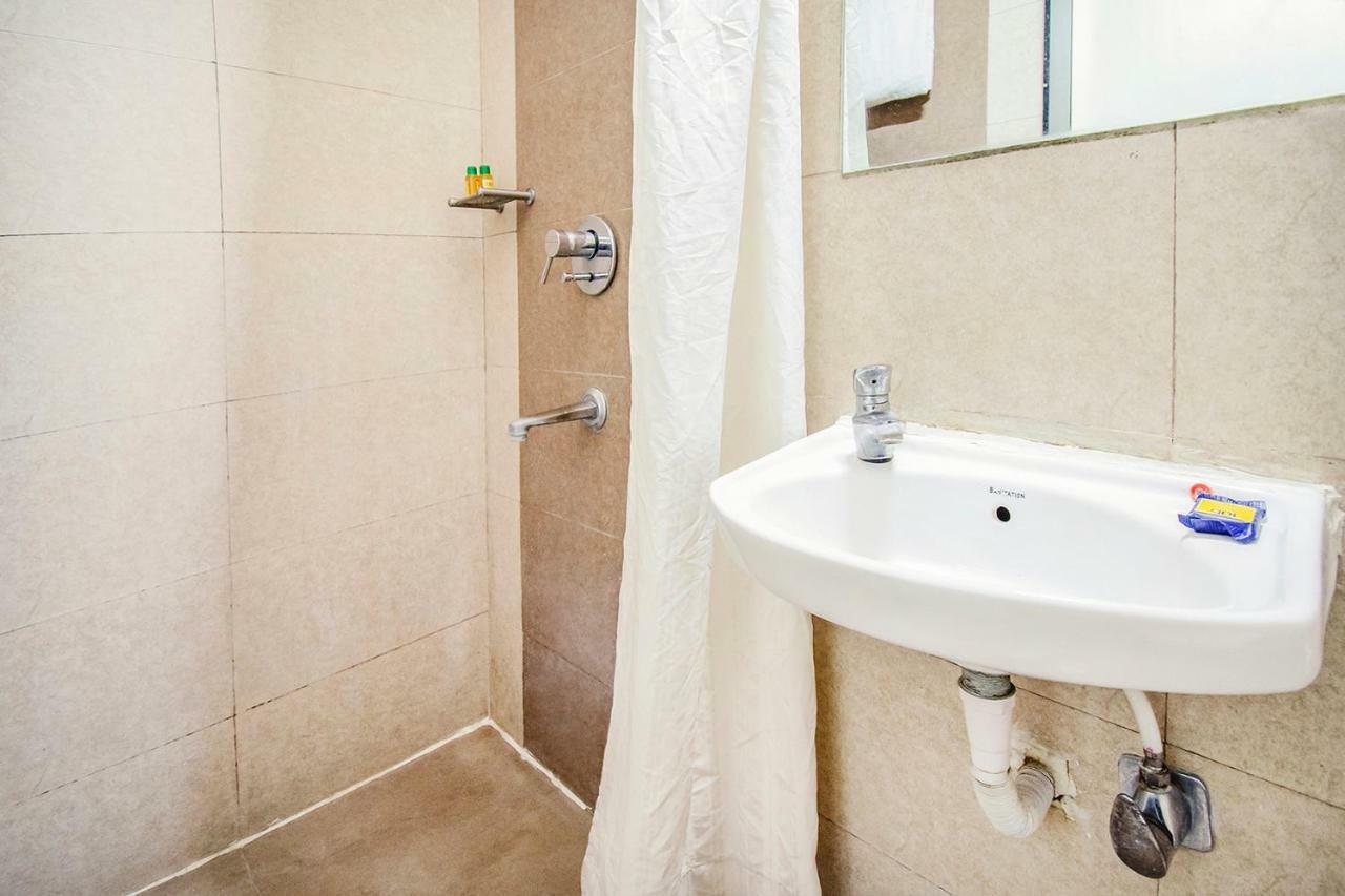 Eco Inn Пуна Экстерьер фото