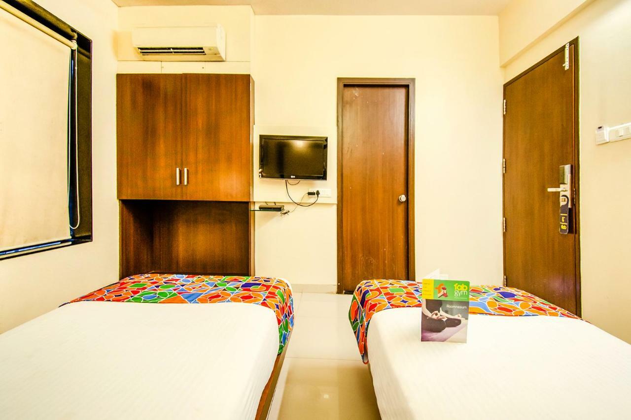 Eco Inn Пуна Экстерьер фото