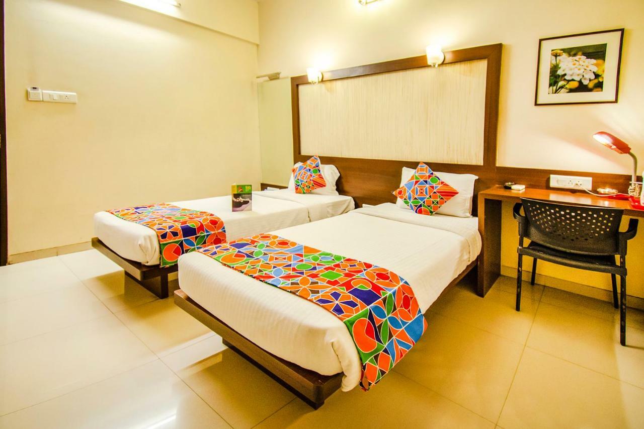 Eco Inn Пуна Экстерьер фото